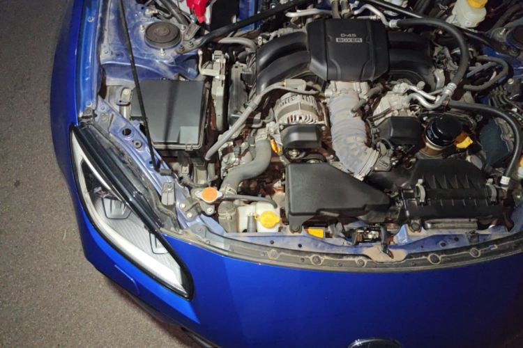 Used Subaru BRZ 2022 2.4L Manual Version Engine Bay Right