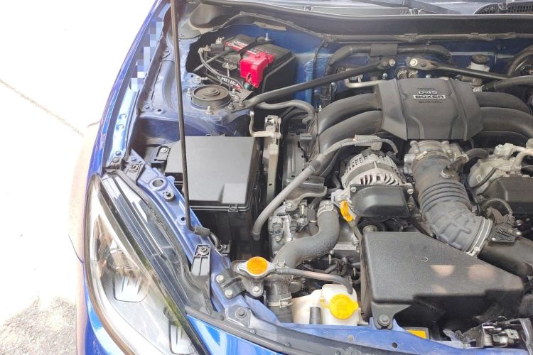 Used Subaru BRZ 2022 2.4L Manual Version Engine Bay Right