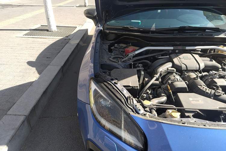 Used Subaru BRZ 2022 2.4L Manual Version Engine Bay Right