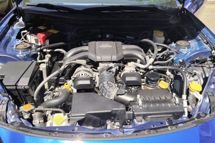 Used Subaru BRZ 2022 2.4L Manual Version Engine Bay
