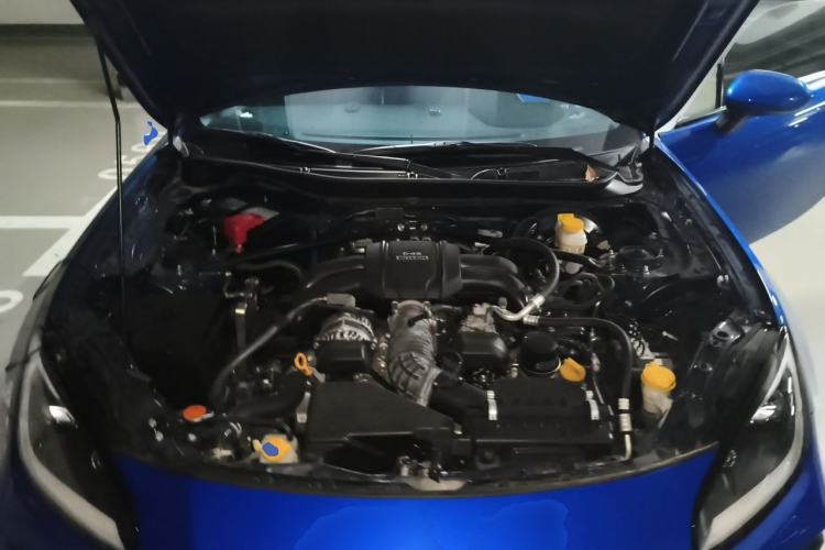 Used Subaru BRZ 2022 2.4L Manual Version Engine Bay