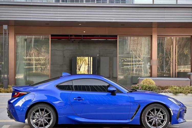 Used Subaru BRZ 2022 2.4L Manual Version Exterior 4