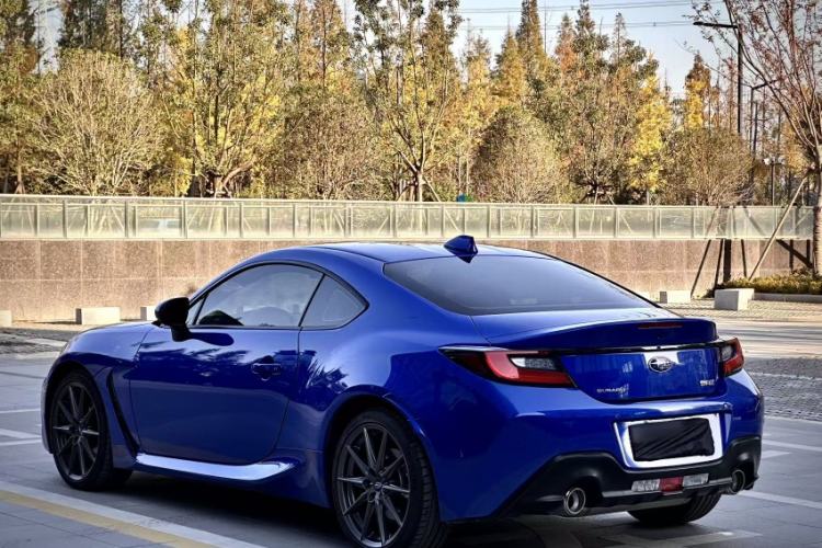 Used Subaru BRZ 2022 2.4L Manual Version Exterior 5