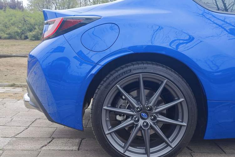Used Subaru BRZ 2022 2.4L Manual Version Exterior 7