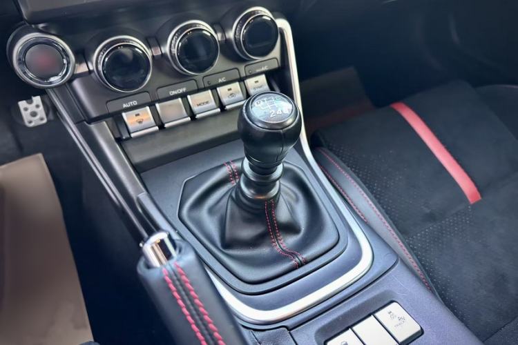 Used Subaru BRZ 2022 2.4L Manual Version Gear Lever