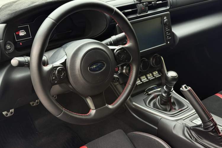 Used Subaru BRZ 2022 2.4L Manual Version Interior 1