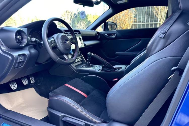 Used Subaru BRZ 2022 2.4L Manual Version Interior 2