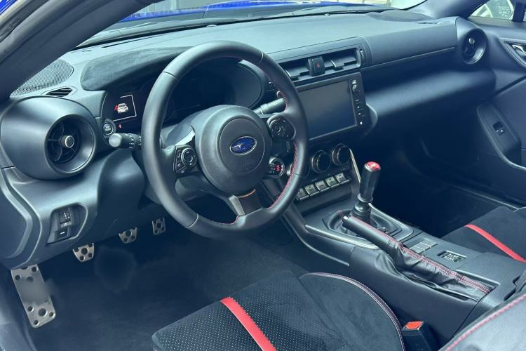 Used Subaru BRZ 2022 2.4L Manual Version Interior 2