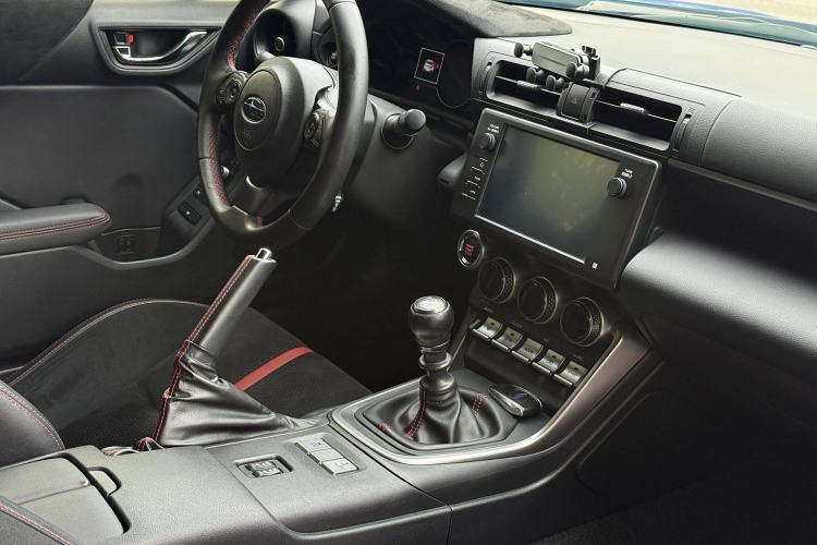 Used Subaru BRZ 2022 2.4L Manual Version Interior 2