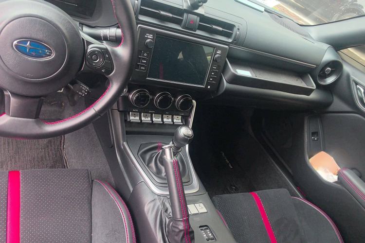 Used Subaru BRZ 2022 2.4L Manual Version Interior 3