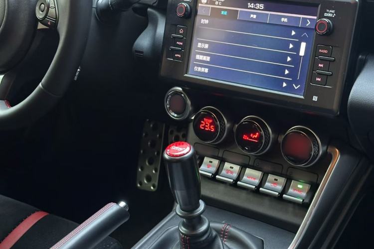 Used Subaru BRZ 2022 2.4L Manual Version Interior 4