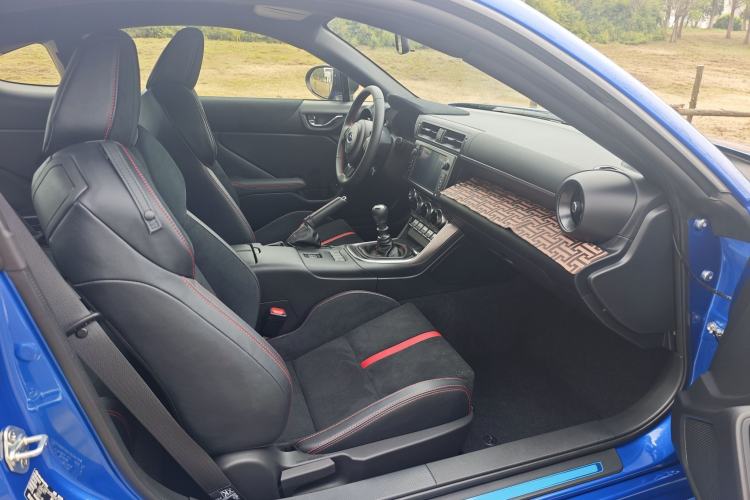 Used Subaru BRZ 2022 2.4L Manual Version Interior 5