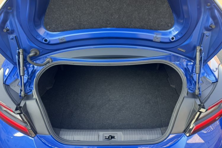 Used Subaru BRZ 2022 2.4L Manual Version Interior 6