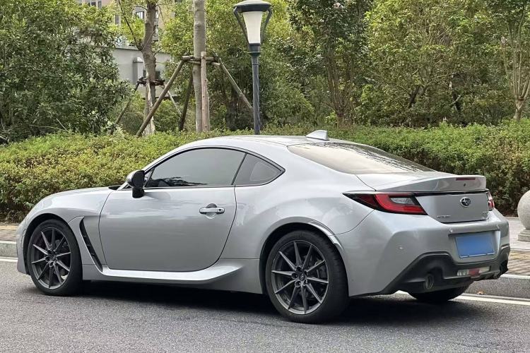Used Subaru BRZ 2022 2.4L Manual Version Exterior 5