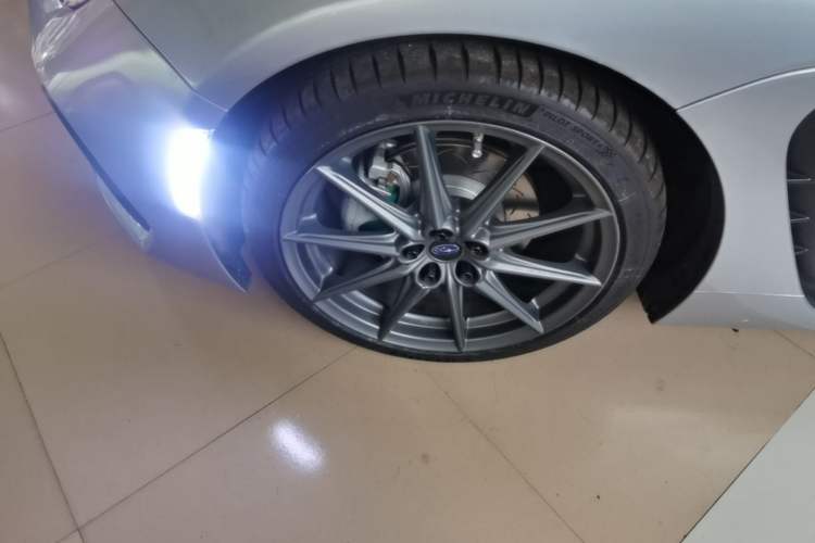 Used Subaru BRZ 2022 2.4L Automatic Version with EyeSight Left Front Wheel Hub