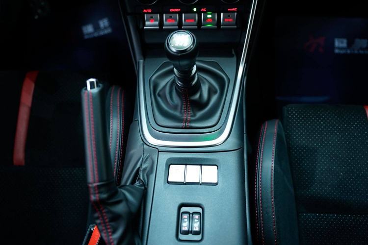 Used Subaru BRZ 2022 2.4L Manual Version Interior 7