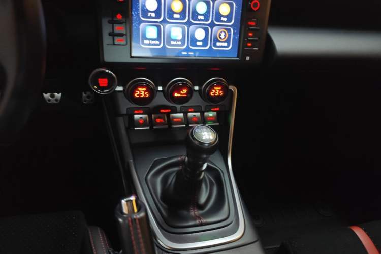 Used Subaru BRZ 2022 2.4L Manual Version Audio And AC Panel