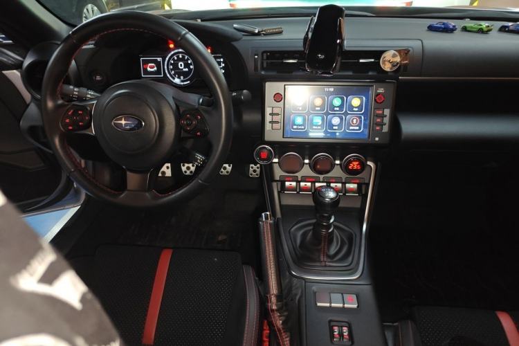 Used Subaru BRZ 2022 2.4L Manual Version Center Console