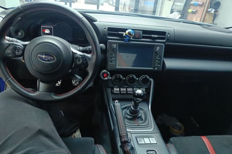Used Subaru BRZ 2022 2.4L Manual Version Center Console