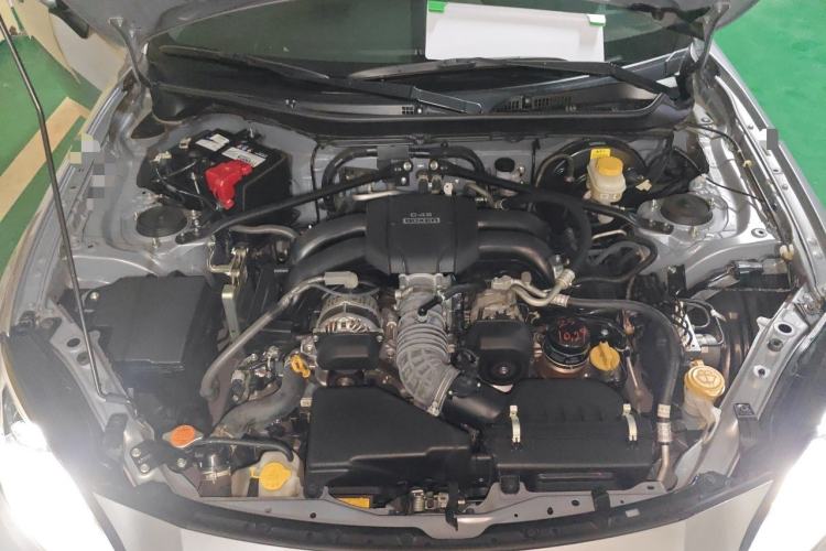 Used Subaru BRZ 2022 2.4L Manual Version Engine Bay