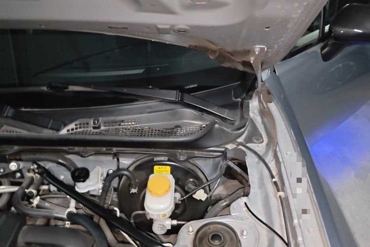 Used Subaru BRZ 2022 2.4L Manual Version Engine Bay Left