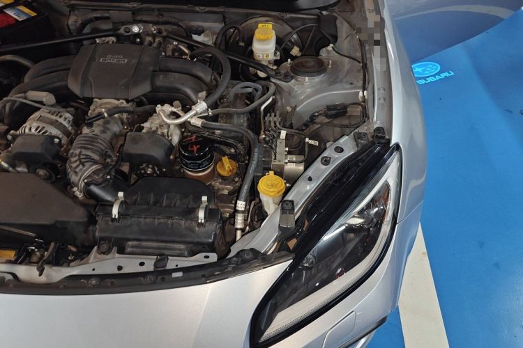 Used Subaru BRZ 2022 2.4L Manual Version Engine Bay Left