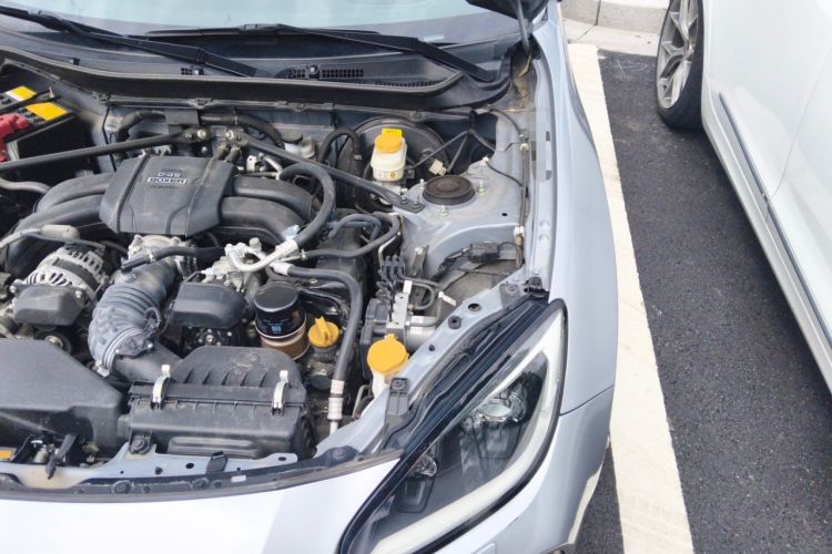 Used Subaru BRZ 2022 2.4L Manual Version Engine Bay Left