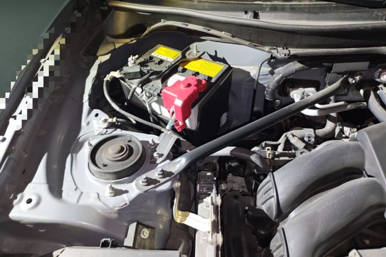 Used Subaru BRZ 2022 2.4L Manual Version Engine Bay Right