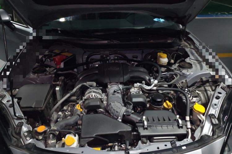 Used Subaru BRZ 2022 2.4L Manual Version Engine Bay