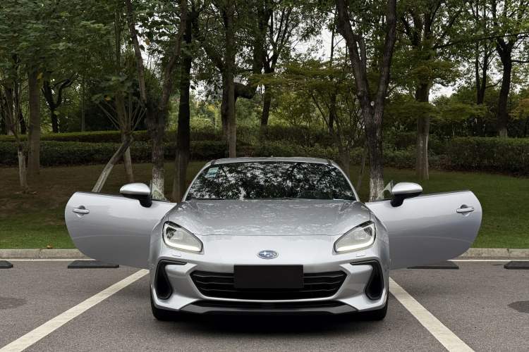 Used Subaru BRZ 2022 2.4L Manual Version Exterior 1