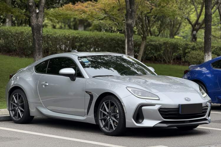 Used Subaru BRZ 2022 2.4L Manual Version Exterior 2