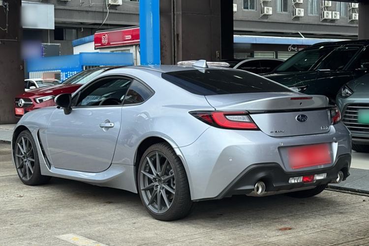 Used Subaru BRZ 2022 2.4L Manual Version Exterior 3