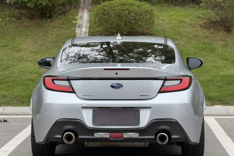Used Subaru BRZ 2022 2.4L Manual Version Exterior 4