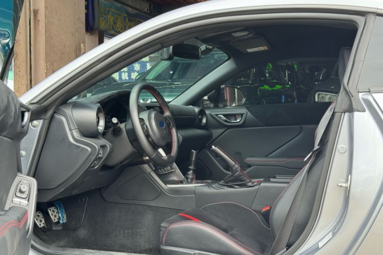 Used Subaru BRZ 2022 2.4L Manual Version Interior 2