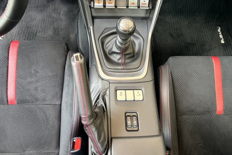 Used Subaru BRZ 2022 2.4L Manual Version Interior 5