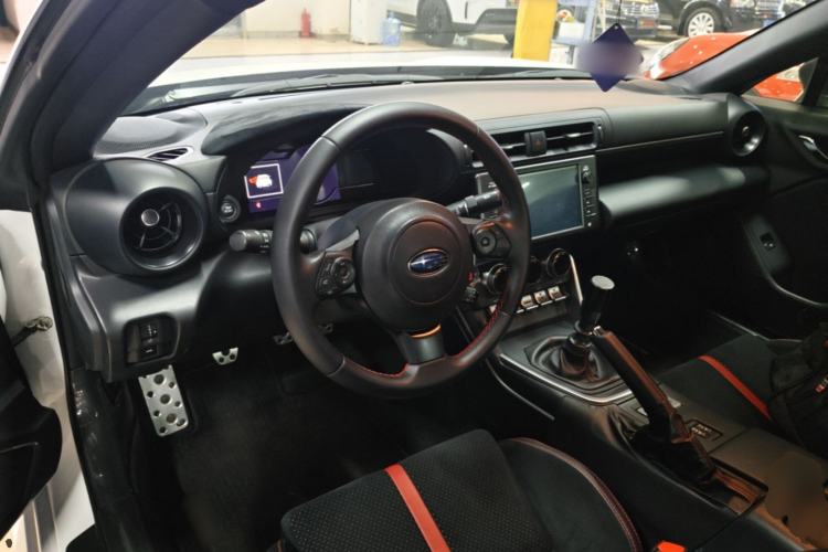 Used Subaru BRZ 2022 2.4L Manual Version Center Console