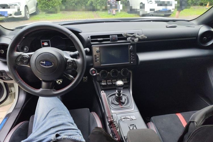 Used Subaru BRZ 2022 2.4L Manual Version Center Console