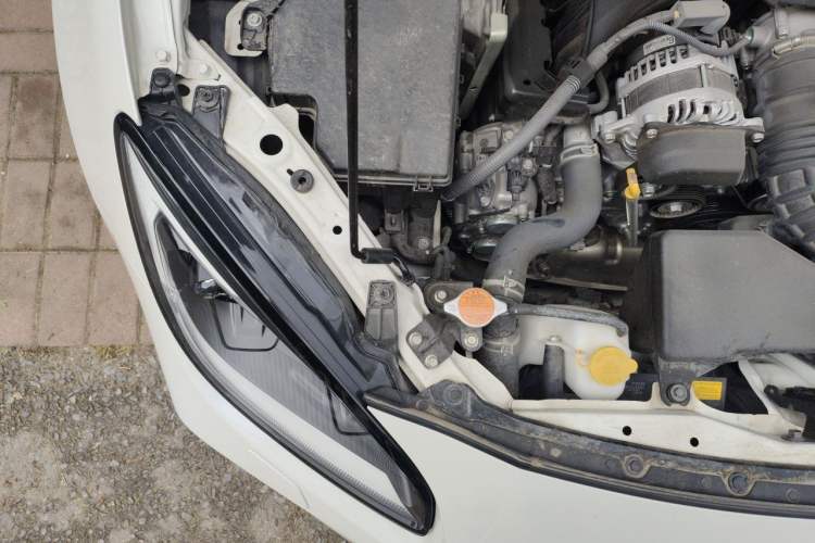 Used Subaru BRZ 2022 2.4L Manual Version Engine Bay Right