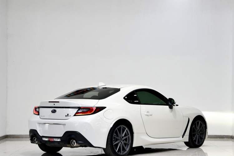 Used Subaru BRZ 2022 2.4L Manual Version Exterior 2