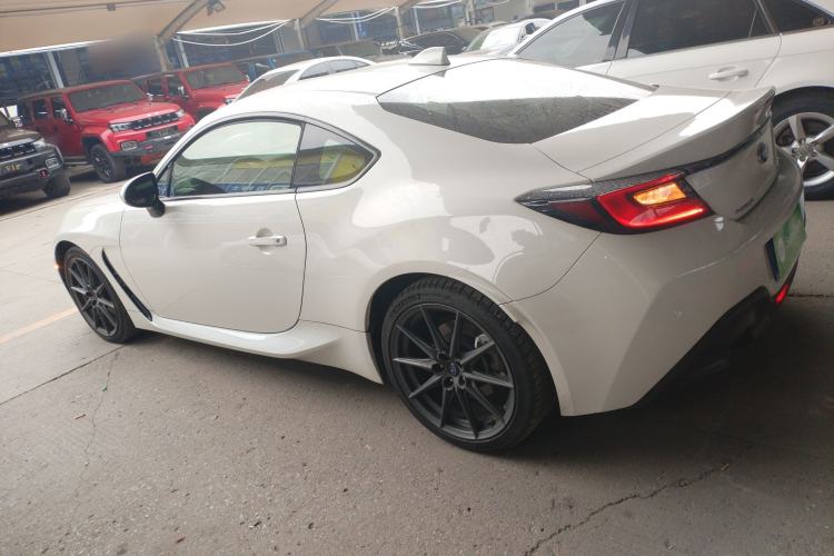 Used Subaru BRZ 2022 2.4L Manual Version Exterior 3