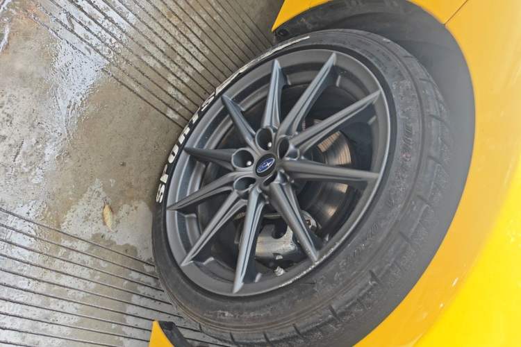 Used Subaru BRZ 2022 2.4L Manual Version Right Front Wheel Hub