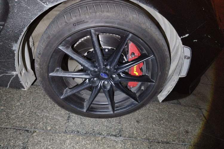 Used Subaru BRZ 2025 2.4L Automatic Version with EyeSight STI Sport Right Front Wheel Hub