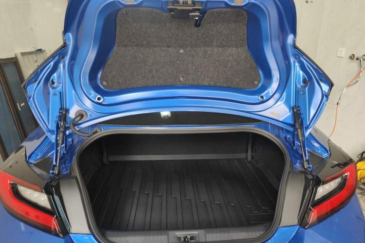 Used Subaru BRZ 2025 2.4L Manual Version EyeSight STI Sport Trunk