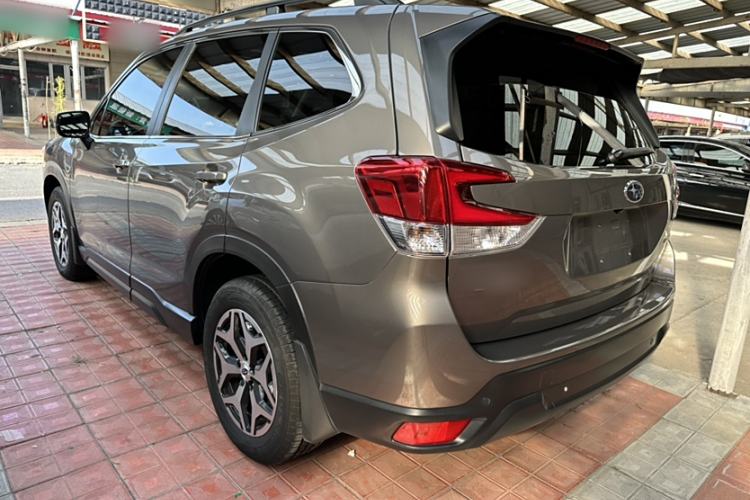 Used Subaru Forester 2019 2.0i Luxury Edition Exterior 3