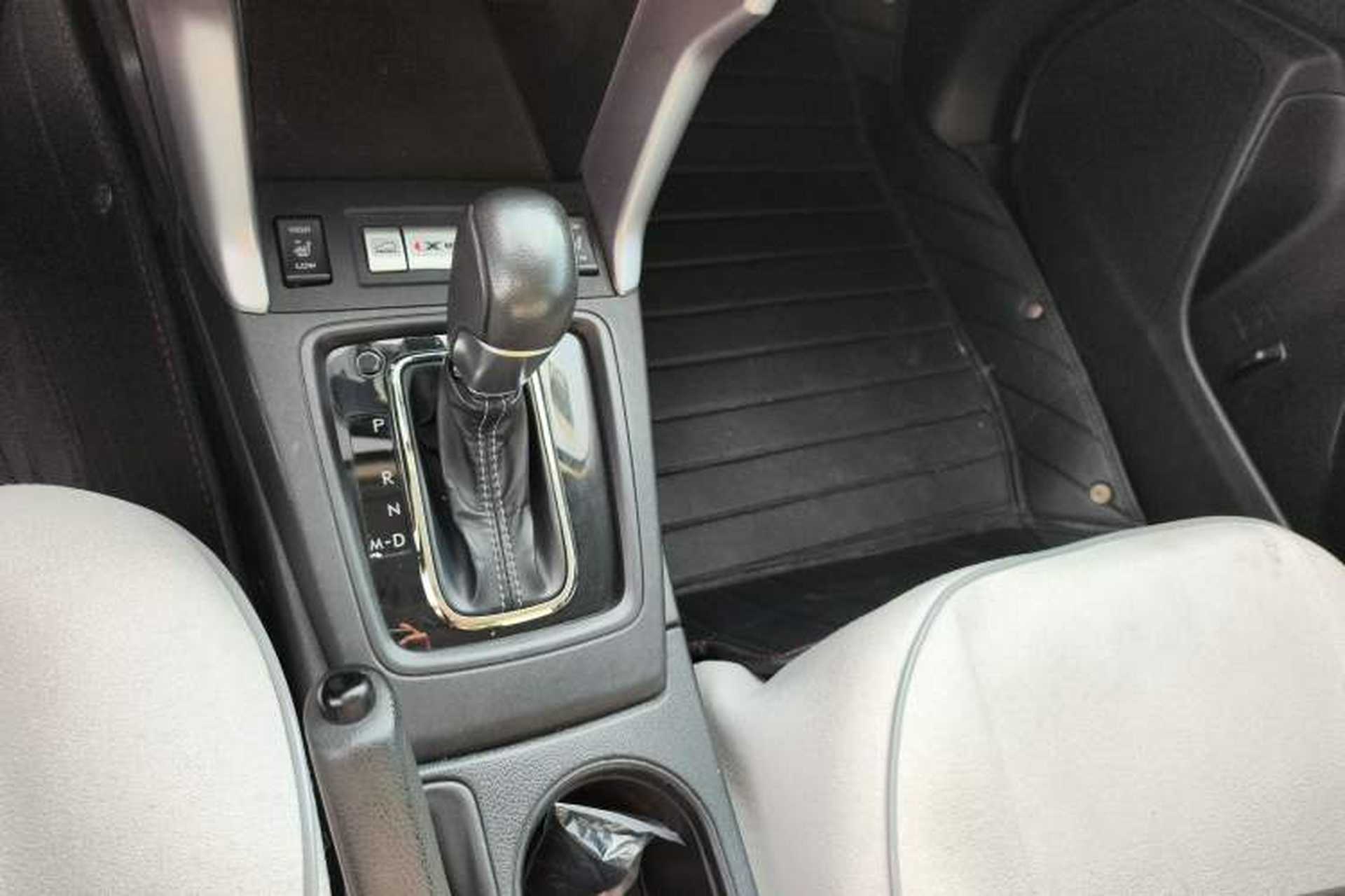 Used Subaru Forester 2013 2.5i Automatic Prestige Edition Gear Lever