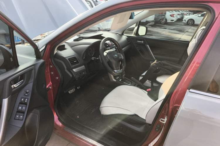 Used Subaru Forester 2013 2.5i Automatic Prestige Edition Interior 3