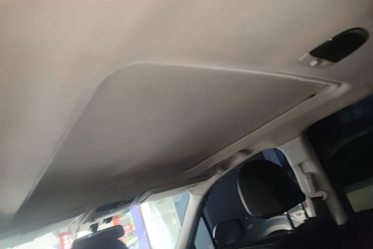 Used Subaru Forester 2016 2.0i Fashion Navigation Edition Headliner