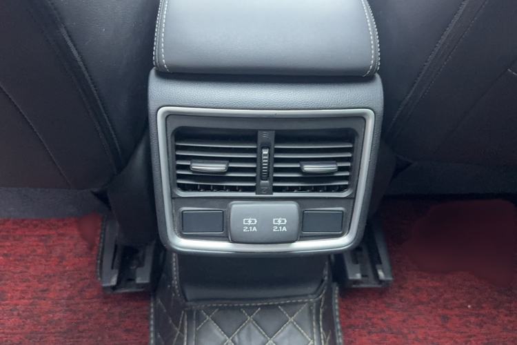 Used Subaru Forester 2020 2.0i Luxury Edition EyeSight Interior 13