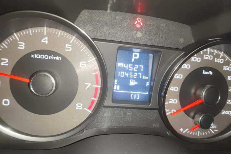 Used Subaru Forester 2016 2.0i Fashion Navigation Edition Odometer Close Up