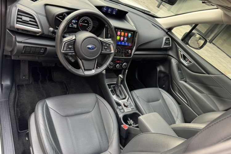 Used Subaru Forester 2019 2.0i Luxury Edition EyeSight Interior 12